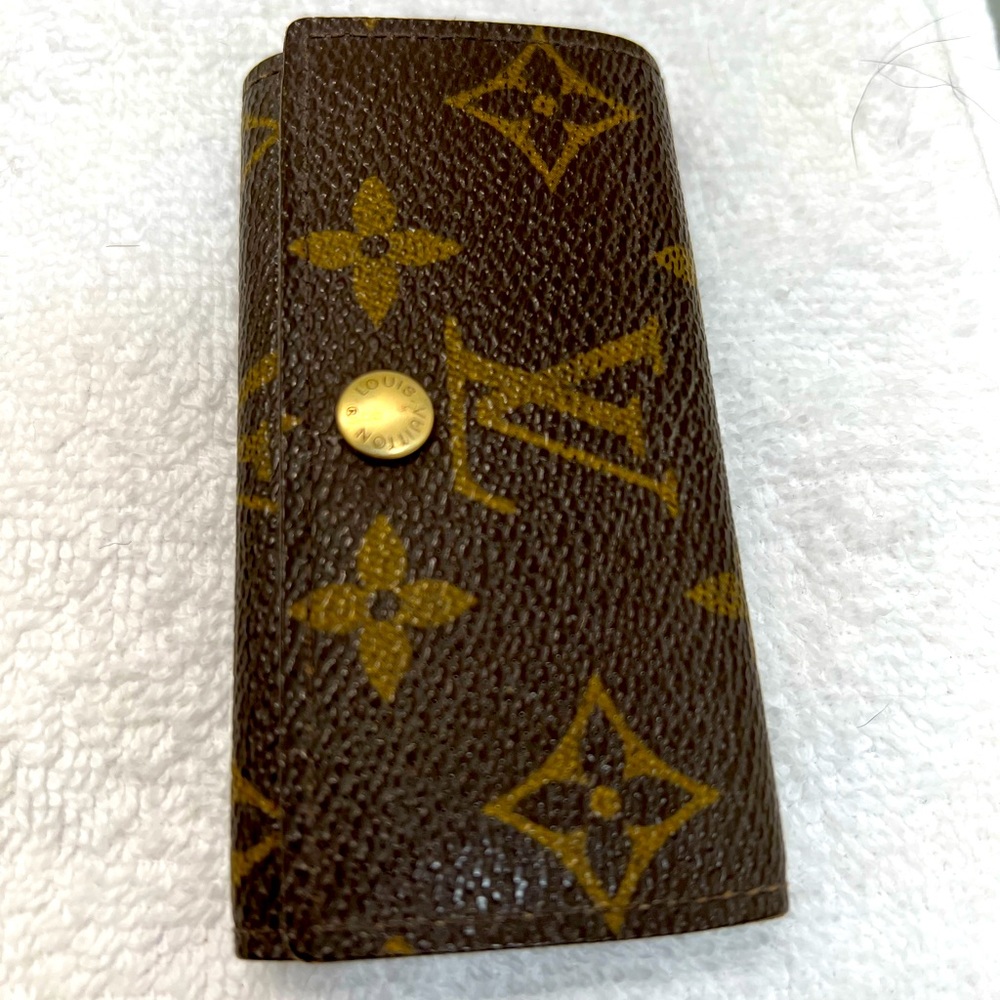 Louis Vuitton Monogram Multicles 4 key holder